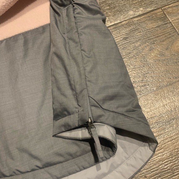 The North Face girls size L/XL - Picture 6 of 7